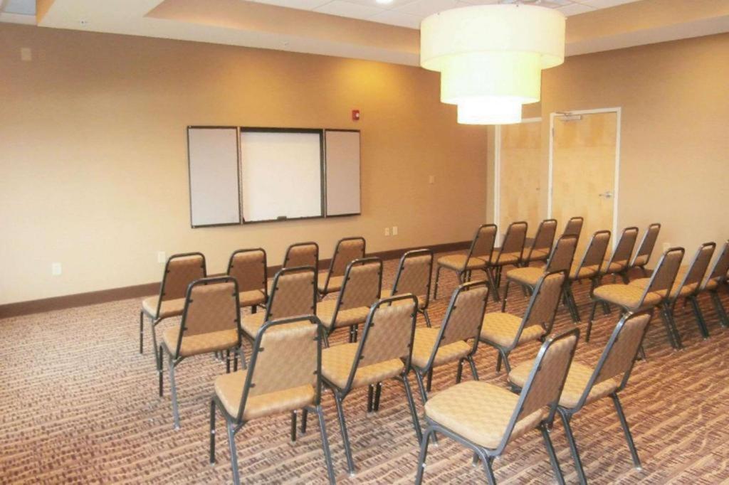 Comfort Suites Smyrna Eksteriør billede